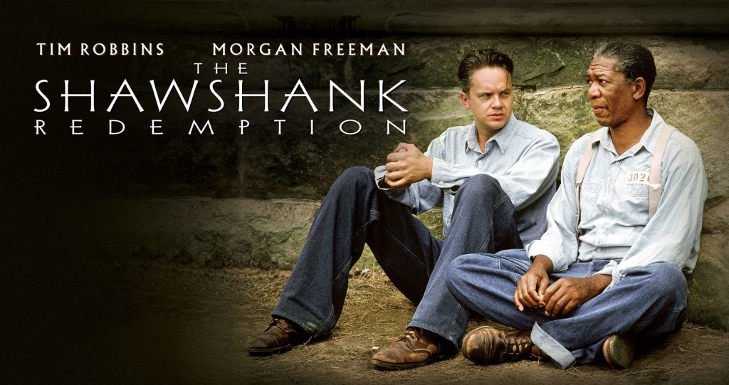 تیم رابینز و مورگان فریمن در کنار هم در فیلم The Shawshank Redemption